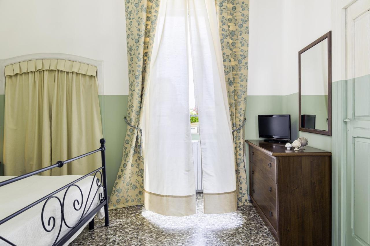 Palazzo Dante Bed & Breakfast Alliste Luaran gambar