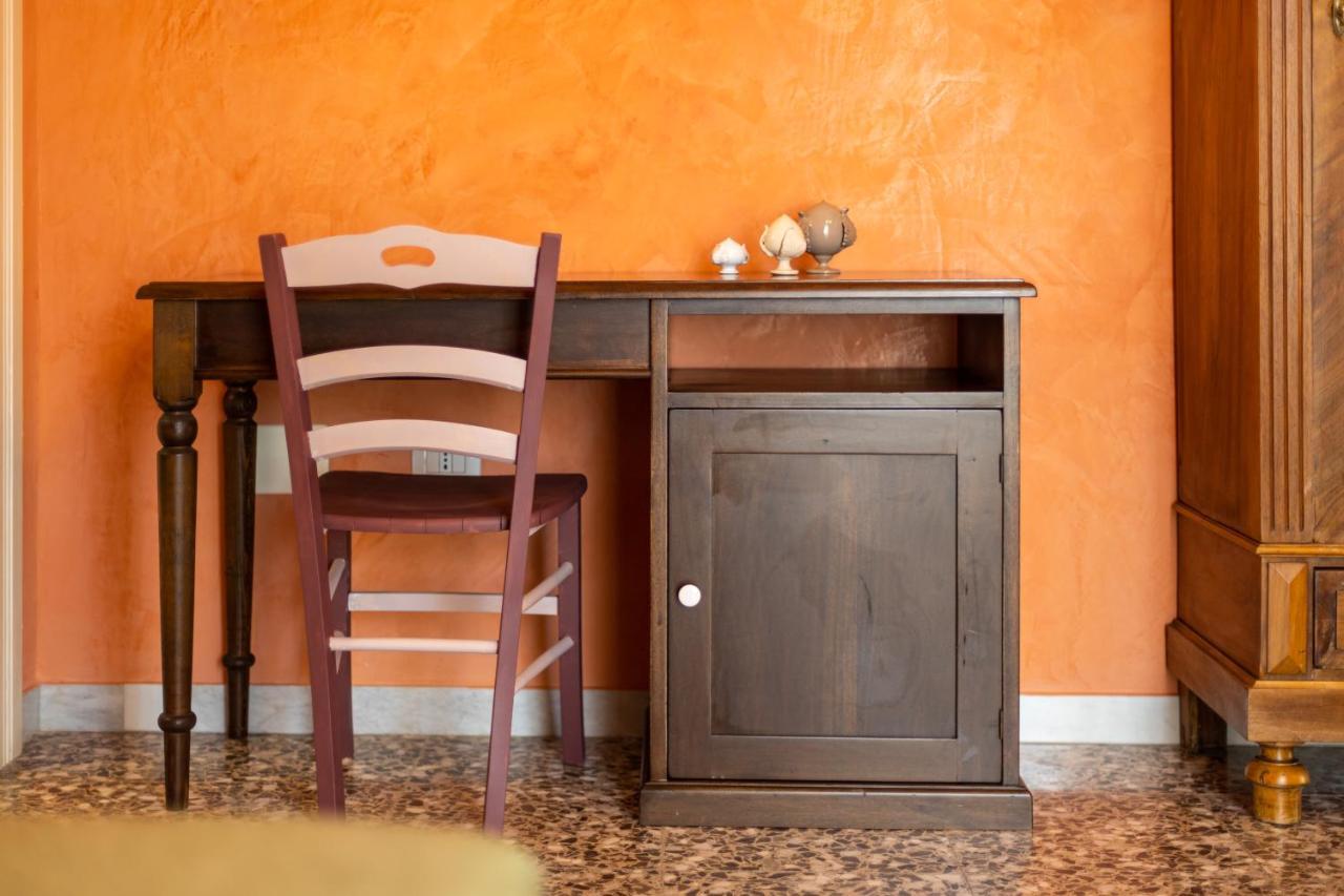 Palazzo Dante Bed & Breakfast Alliste Luaran gambar